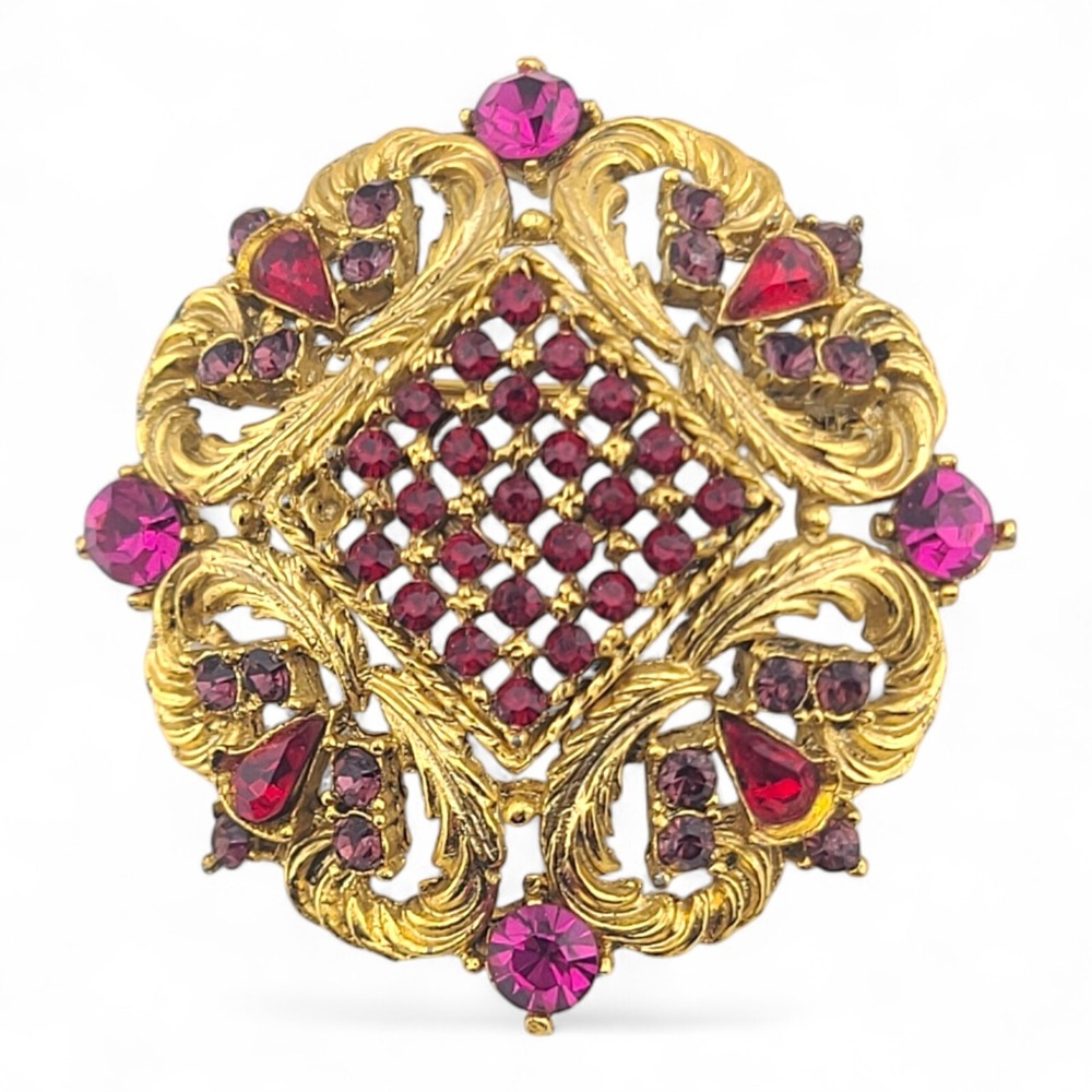 Vintage Sphinx Fuchsia Pink Red Rhinestone Brooch Gold Tone Pin A738